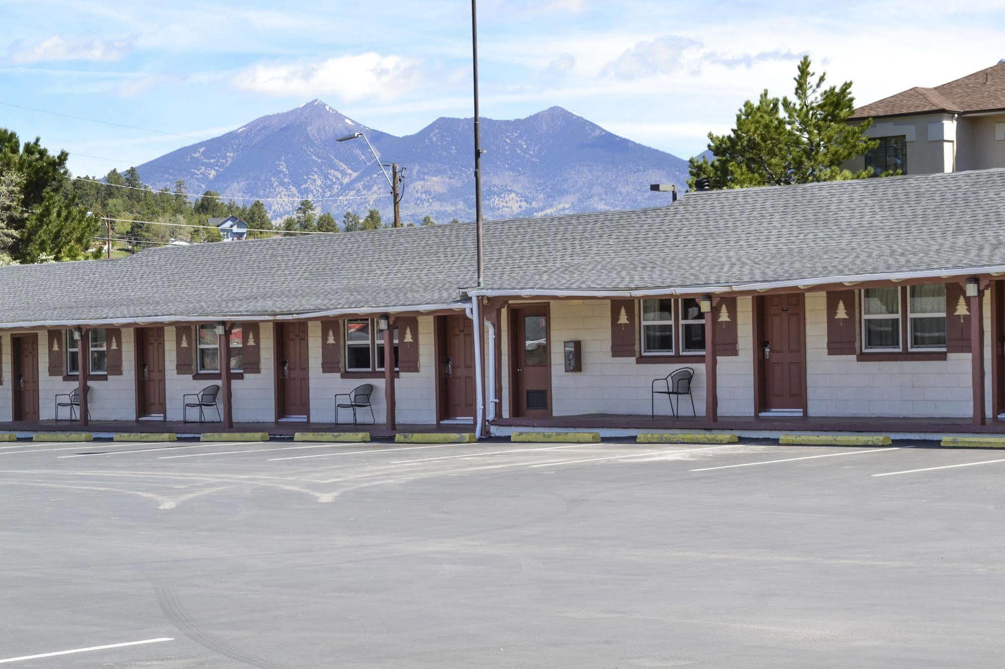 Travelodge By Wyndham Northern Arizona University Downtown Flagstaff Exterior photo